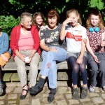 Im Gespräch | Foto: Siegfried Adaschkiewitz 2016 0619 AZ 0292 Schulausflug