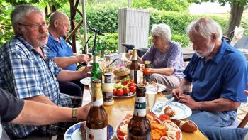 Verspäteter Frühjahrsputz (Juni 2021) | Foto: Siegfried Adaschkiewitz